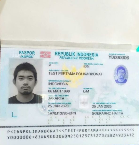 Paspor e-Polikarbonat